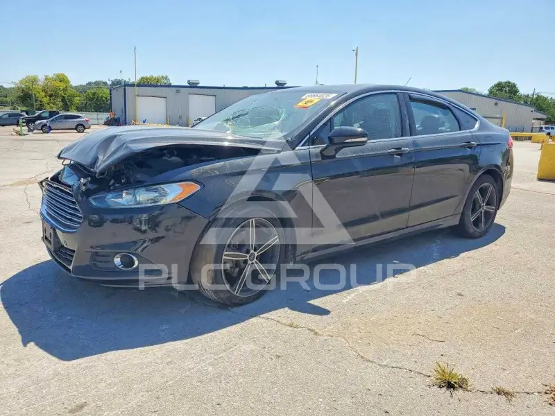 2015 Ford FUSION фото
