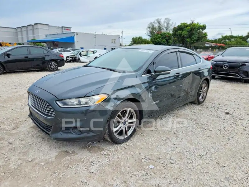 2015 Ford FUSION фото