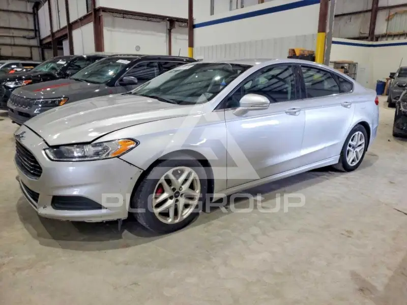 2015 Ford FUSION фото