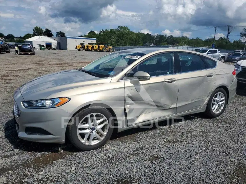 2015 Ford FUSION фото