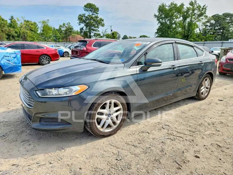 2015 Ford FUSION photo