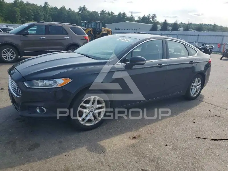 2015 Ford FUSION фото