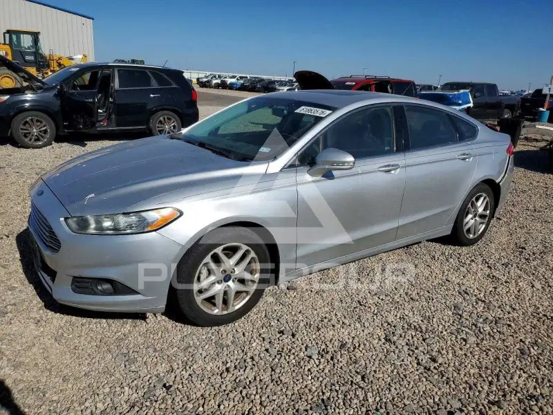 2015 Ford FUSION фото