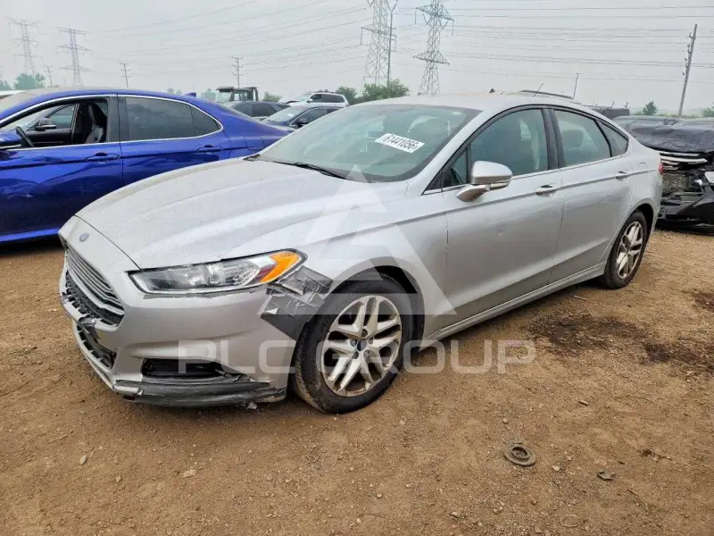 2015 Ford FUSION фото