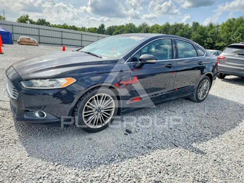 2015 Ford FUSION фото