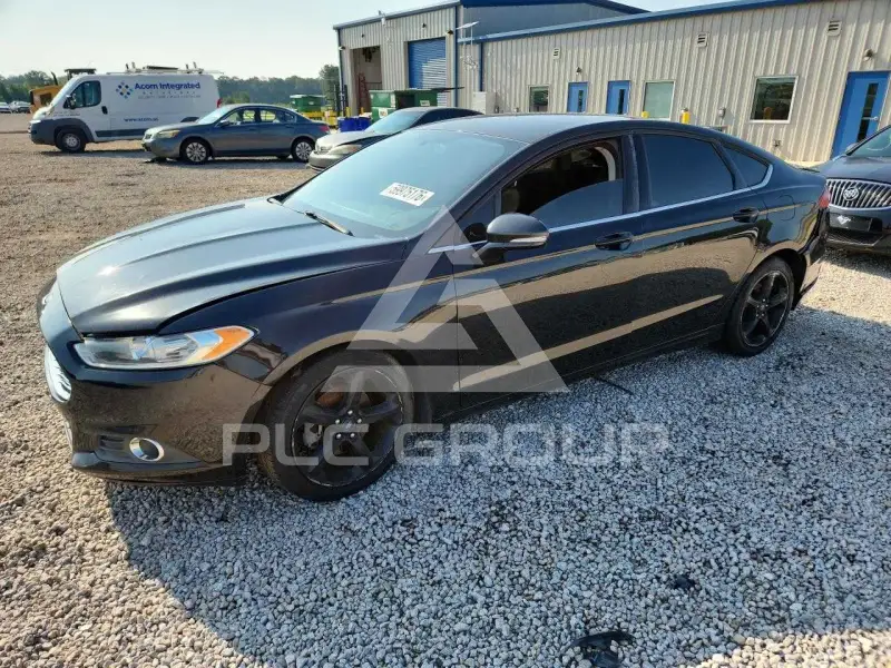 2015 Ford FUSION фото