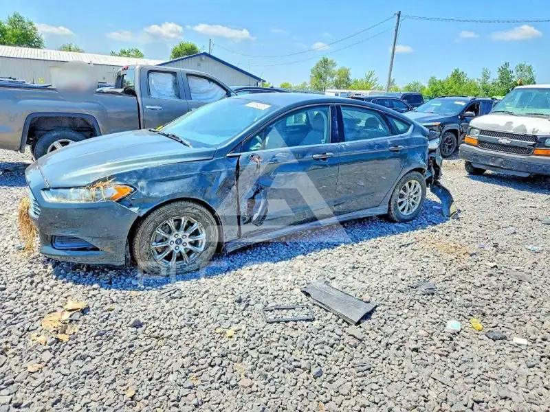 2015 Ford FUSION фото