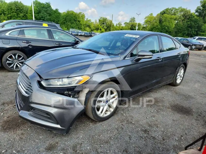 2015 Ford FUSION photo