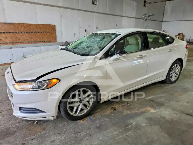 2015 Ford FUSION фото