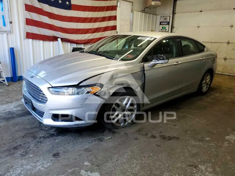 2015 Ford FUSION фото