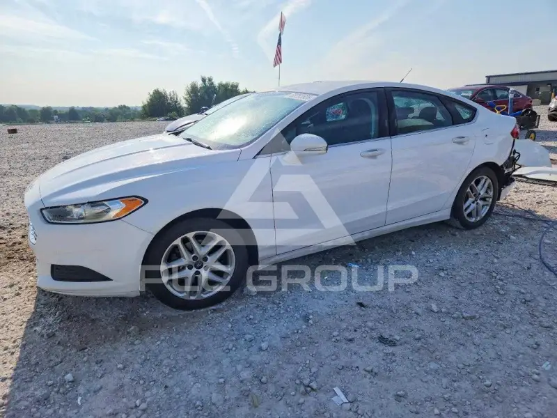 2015 Ford FUSION фото