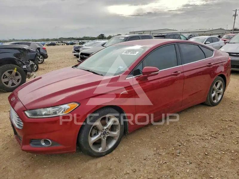 2015 Ford FUSION фото