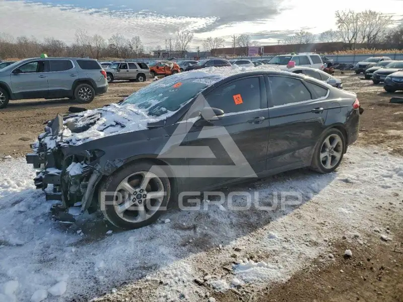 2015 Ford FUSION фото