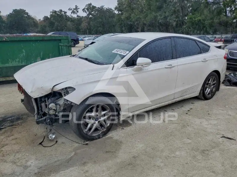 2015 Ford FUSION photo