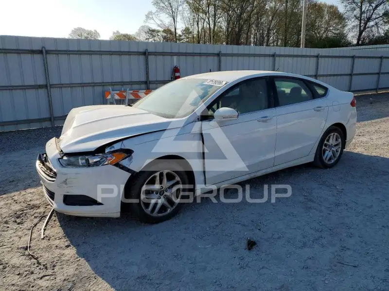 2015 Ford FUSION фото