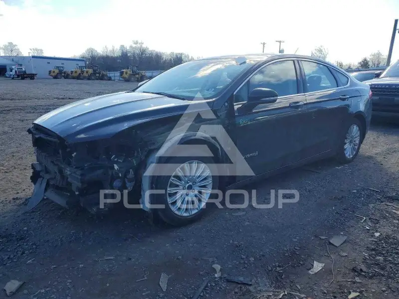 2015 Ford FUSION фото