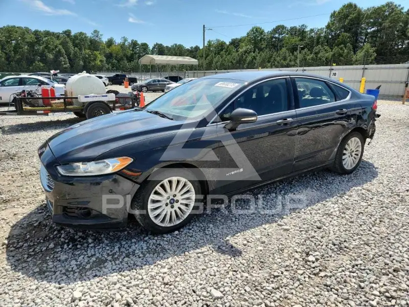 2015 Ford FUSION photo