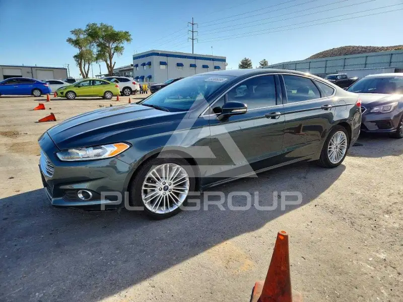 2015 Ford FUSION photo