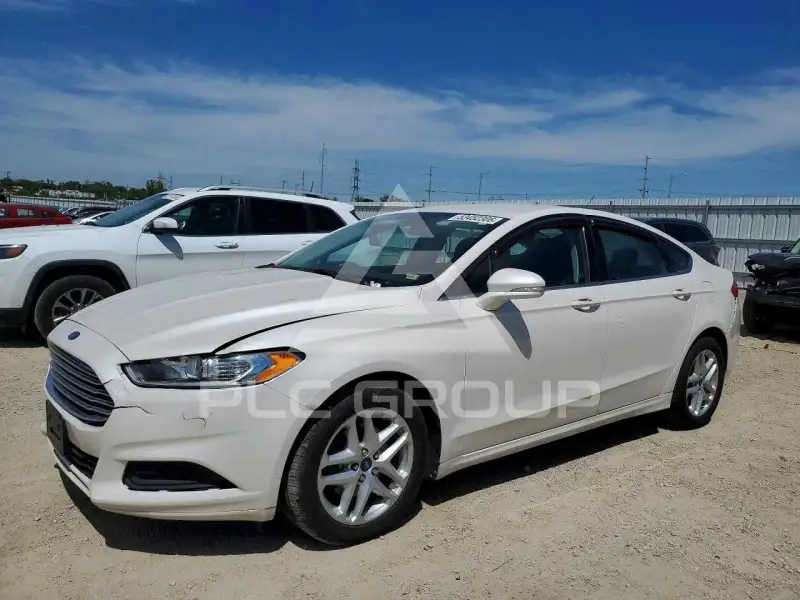 2015 Ford FUSION фото