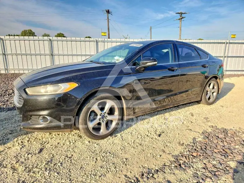 2015 Ford FUSION photo