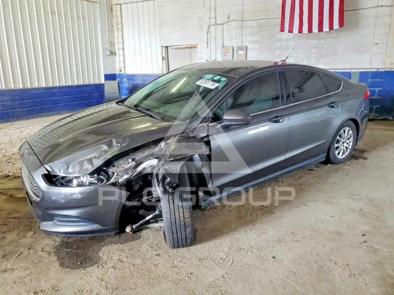 2015 Ford FUSION photo