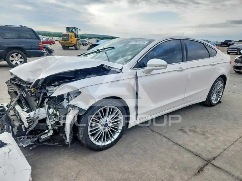 2015 Ford FUSION фото