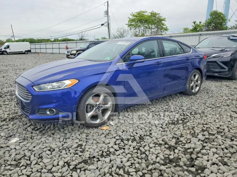 2015 Ford FUSION фото