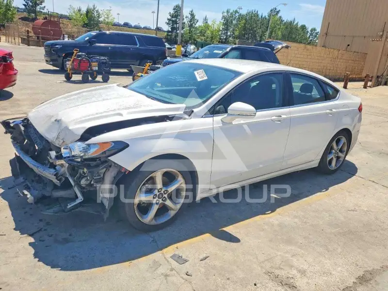 2015 Ford FUSION photo