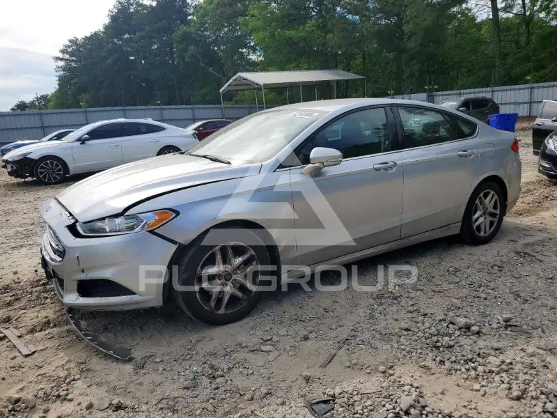 2015 Ford FUSION фото