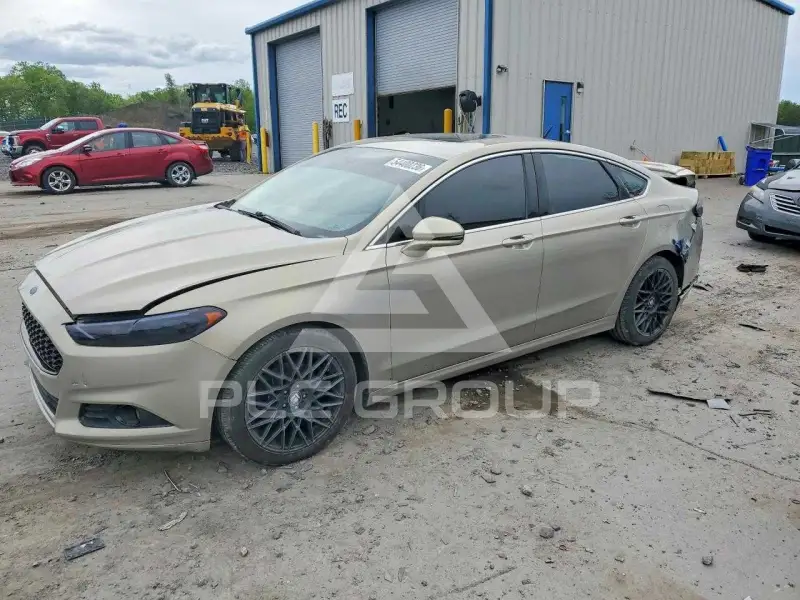 2015 Ford FUSION фото