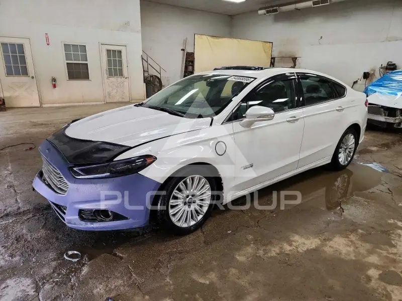 2015 Ford FUSION фото