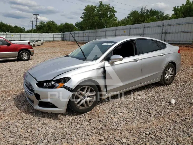 2015 Ford FUSION фото