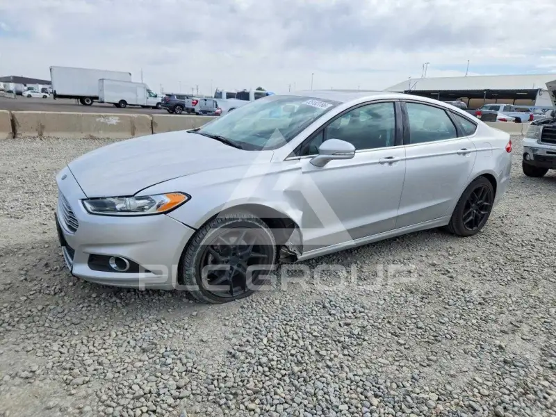 2015 Ford FUSION фото
