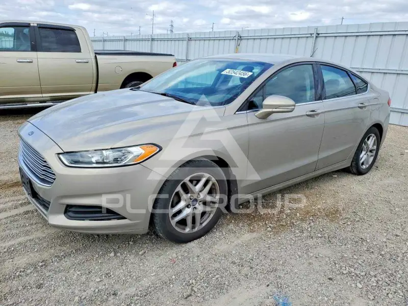 2015 Ford FUSION фото