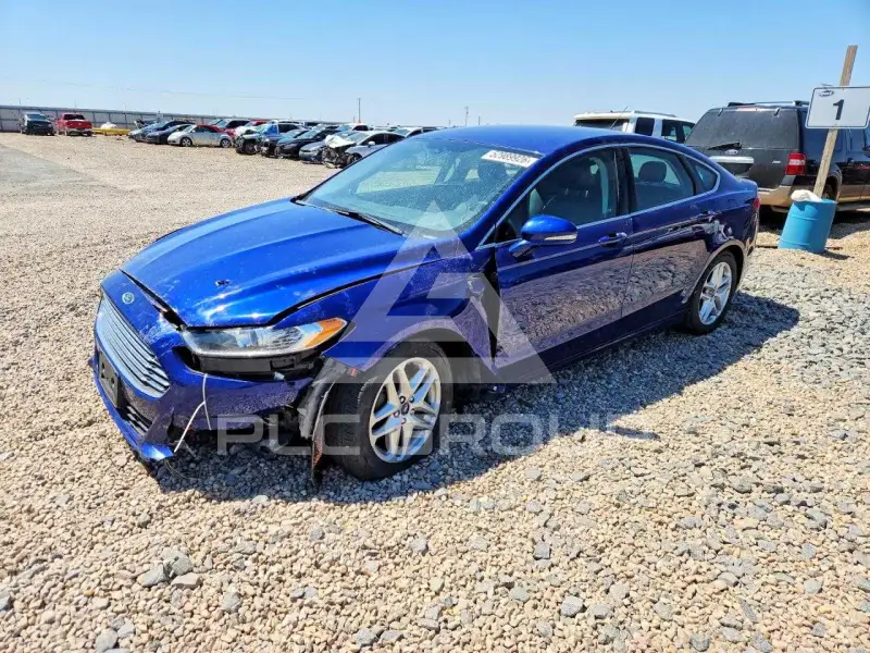 2015 Ford FUSION фото