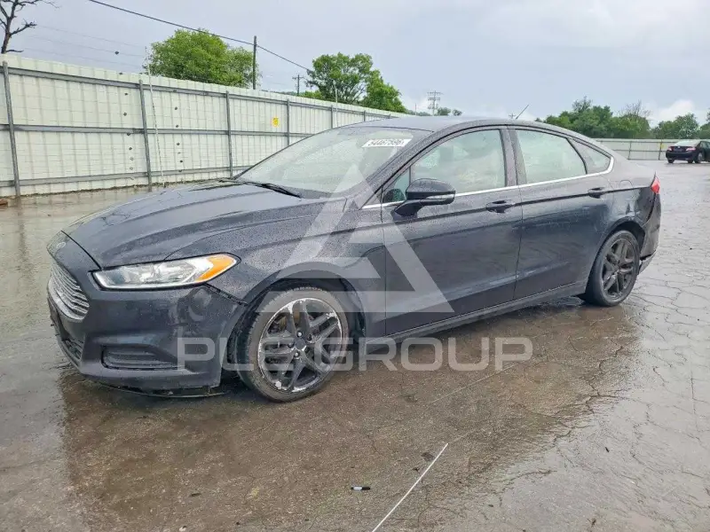 2015 Ford FUSION фото