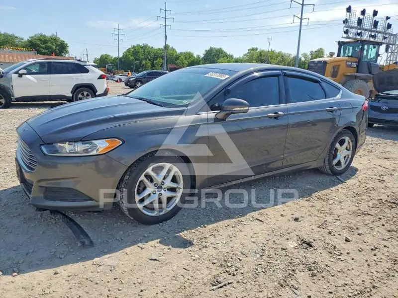 2015 Ford FUSION photo