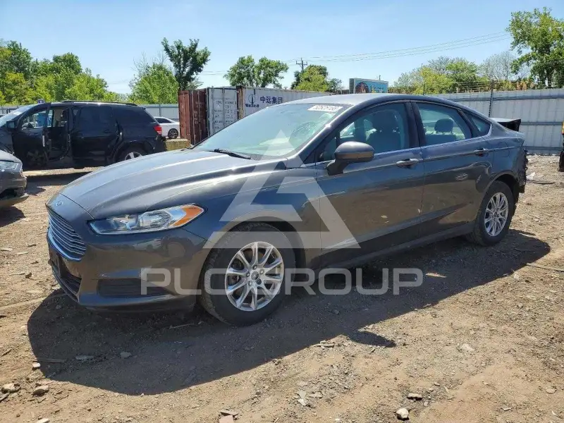 2015 Ford FUSION фото