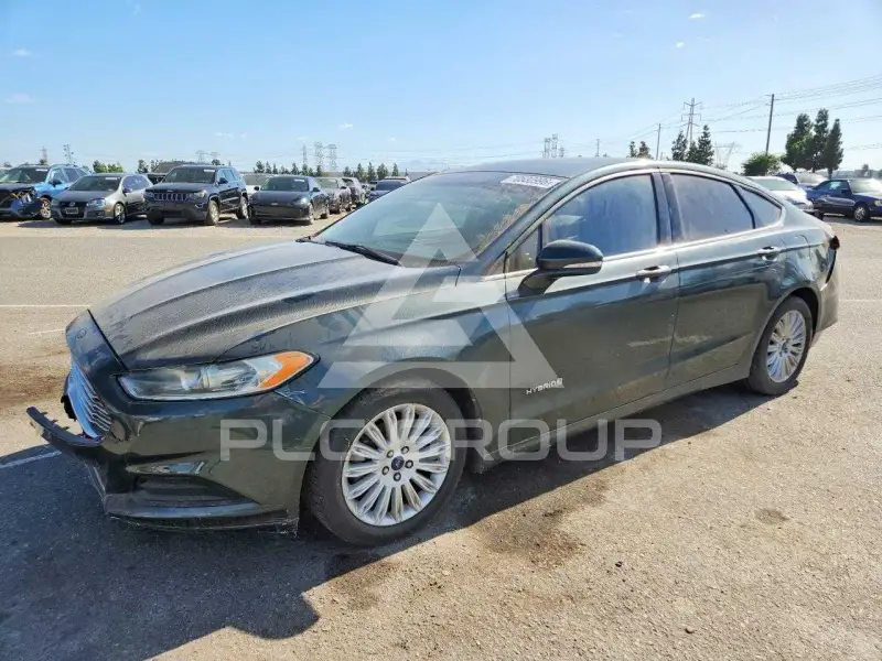 2015 Ford FUSION фото