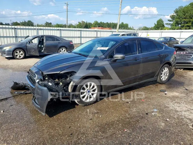 2015 Ford FUSION фото