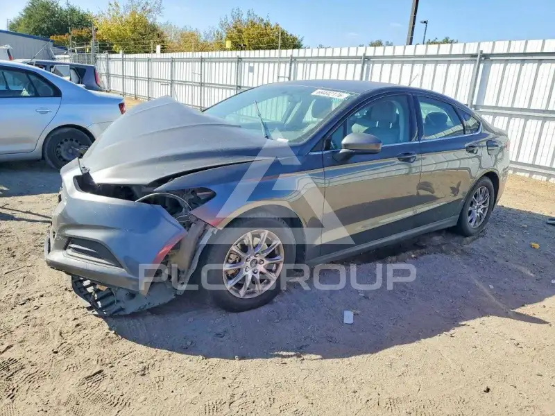 2015 Ford FUSION фото