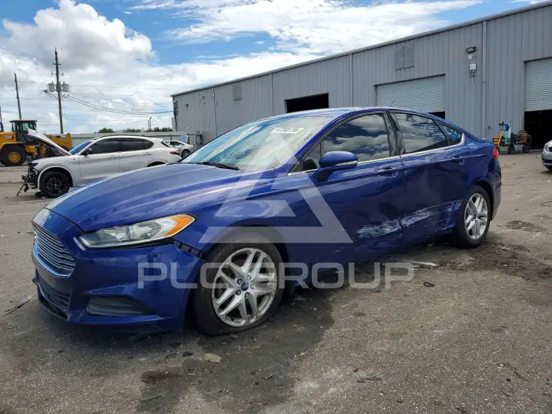 2015 Ford FUSION фото