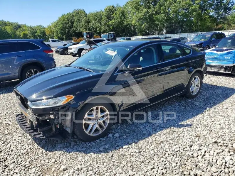 2015 Ford FUSION фото