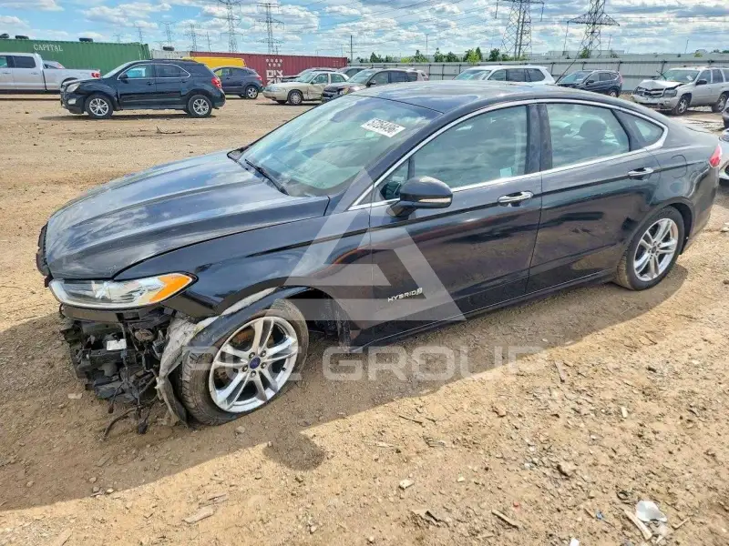 2015 Ford FUSION фото