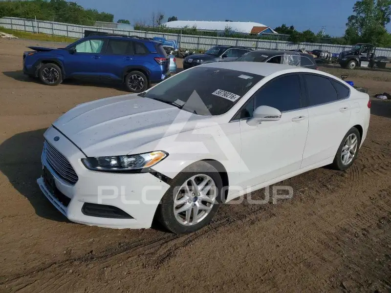 2015 Ford FUSION фото