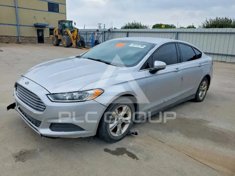 2015 Ford FUSION фото