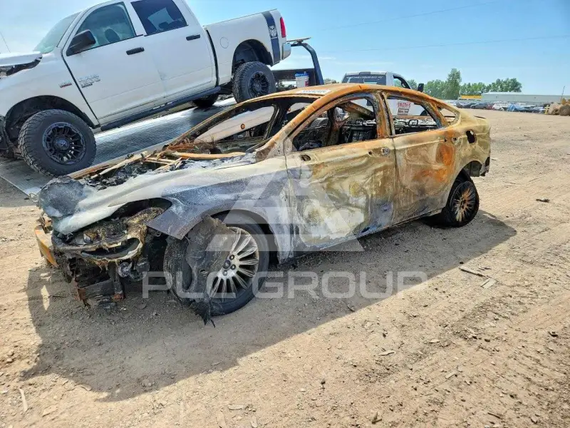 2015 Ford FUSION photo