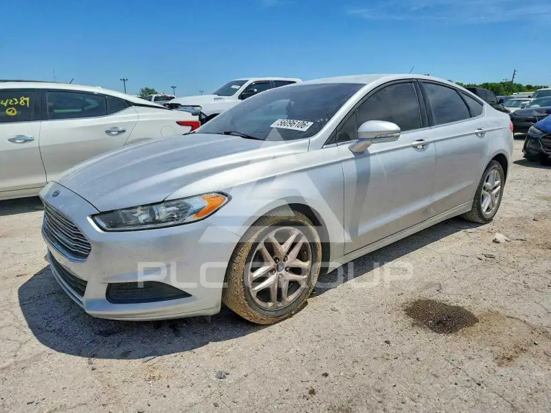 2015 Ford FUSION фото