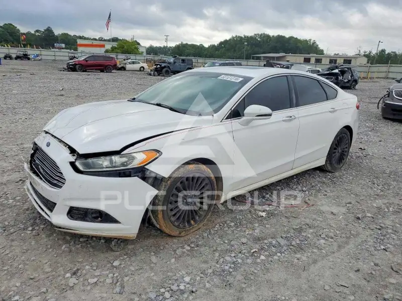 2015 Ford FUSION фото