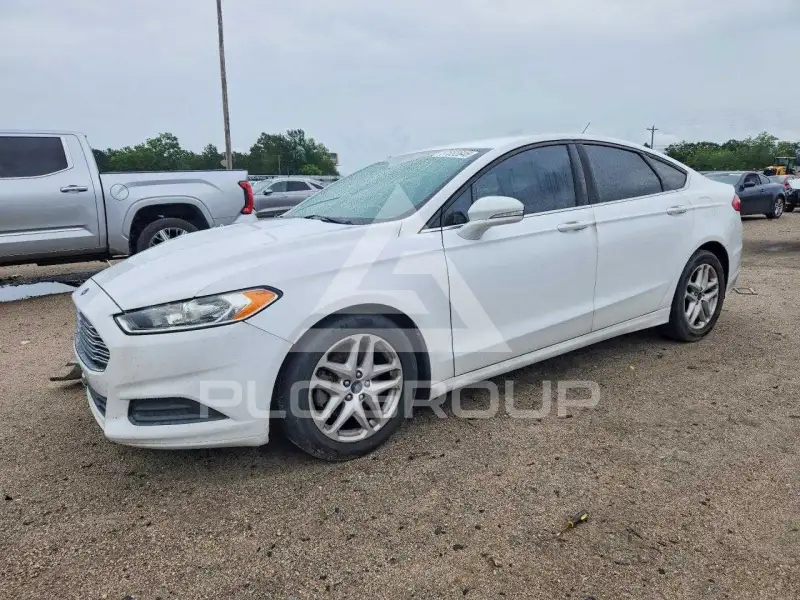 2015 Ford FUSION фото